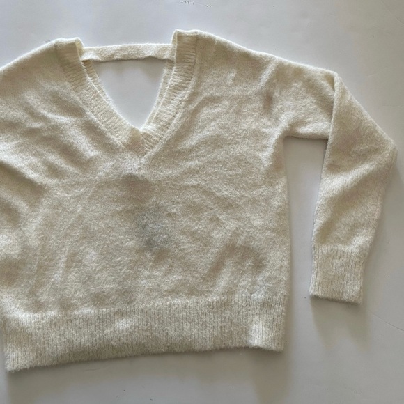 White V-Neck Fleece Jessica Simpson Knot Sweater - Picture 3 of 9
